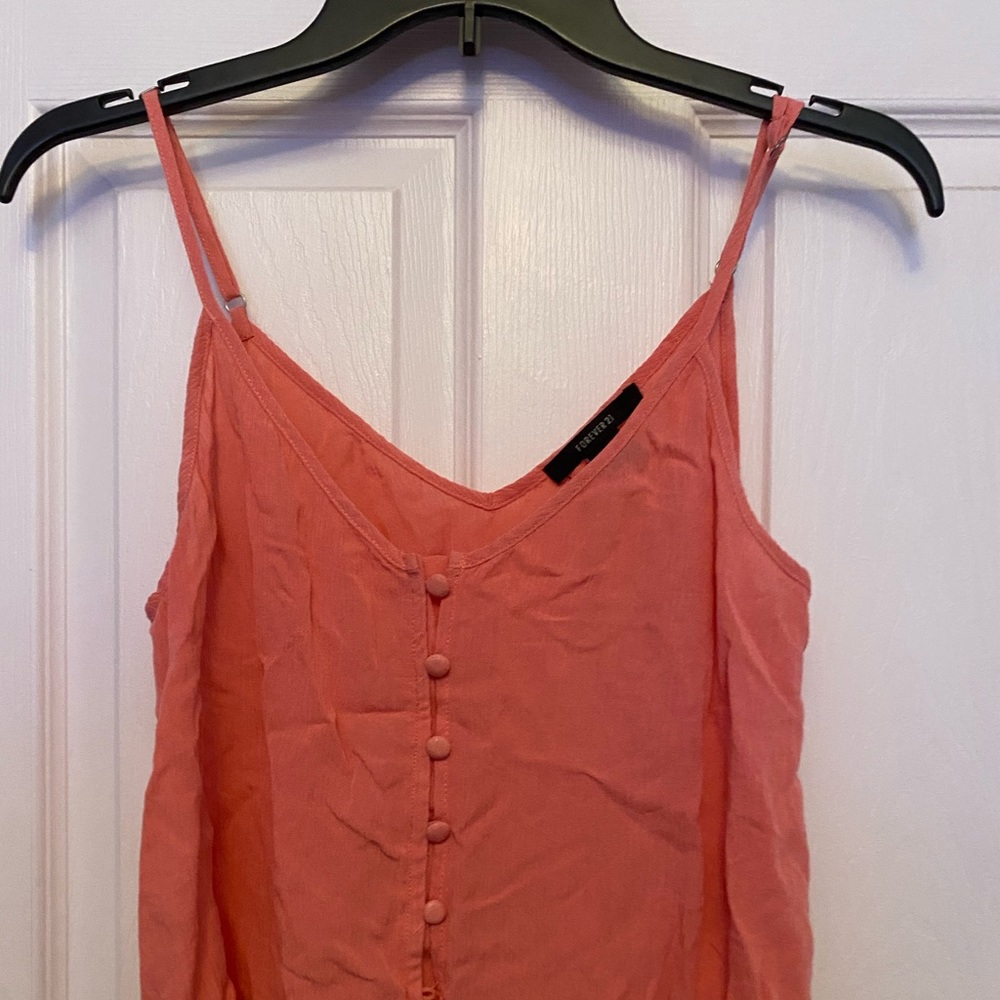 V-neck tank top